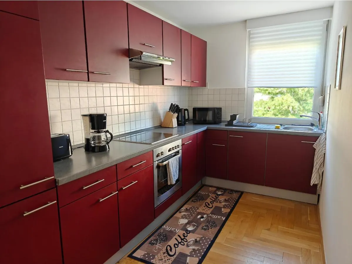 2Br Apartment, Parking, Wi-Fi, Tv In Berlin Karow