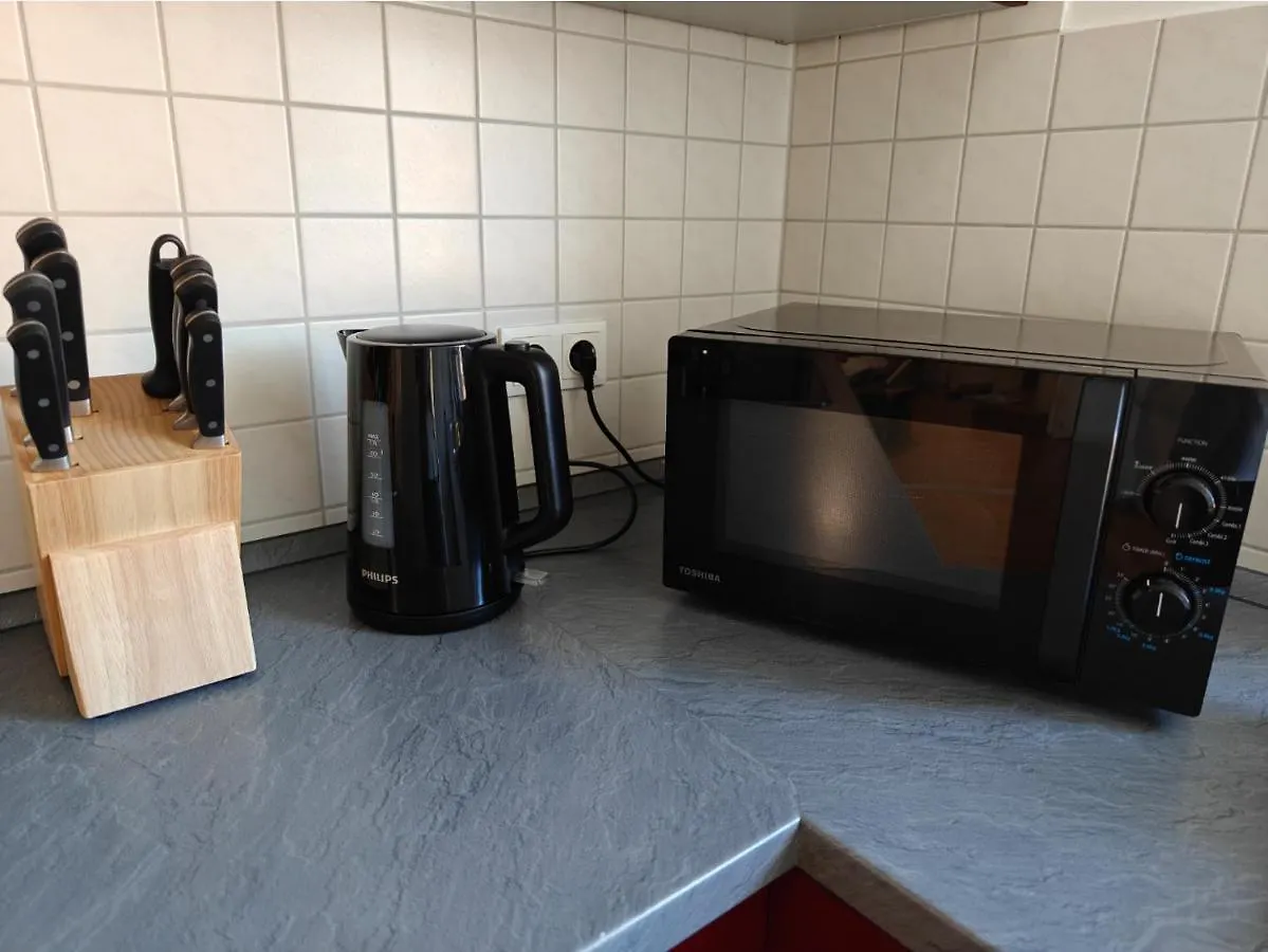 2Br Apartment, Parking, Wi-Fi, Tv In Berlin Karow 0*,  Deutschland